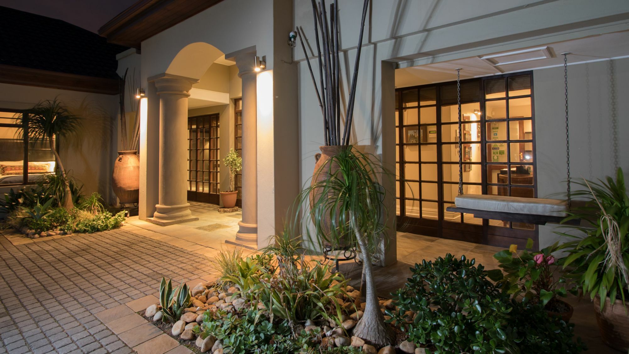 Manor 38 Hotell Port Elizabeth Exteriör bild